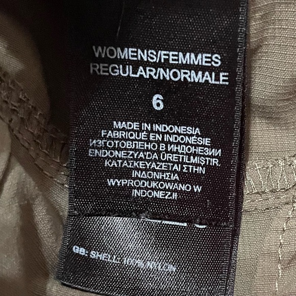 The North Face Women Hiking Shorts Size 6 - Picture 7 of 12
